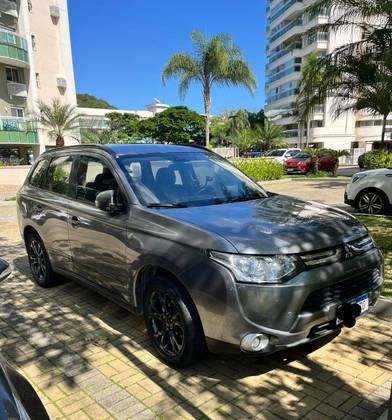 MITSUBISHI OUTLANDER 2.0 16V GASOLINA 4P AUTOMÁTICO MITSUBISHI OUTLANDER 2.0 16V GASOLINA 4P AUTOMÁTICO